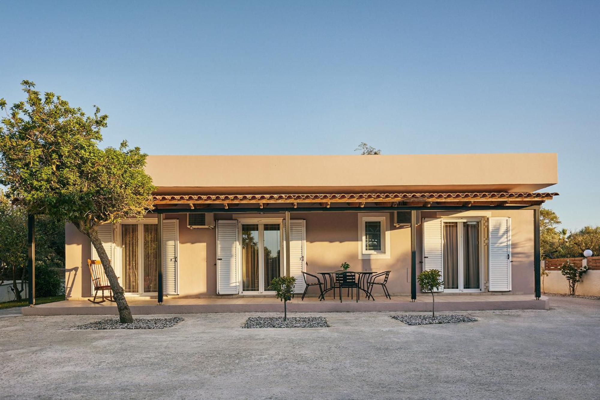 Villa Lagini Laganas Exteriör bild